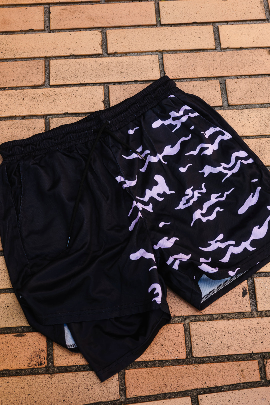 CURSE MARK BLACK PERFORMANCE SHORTS