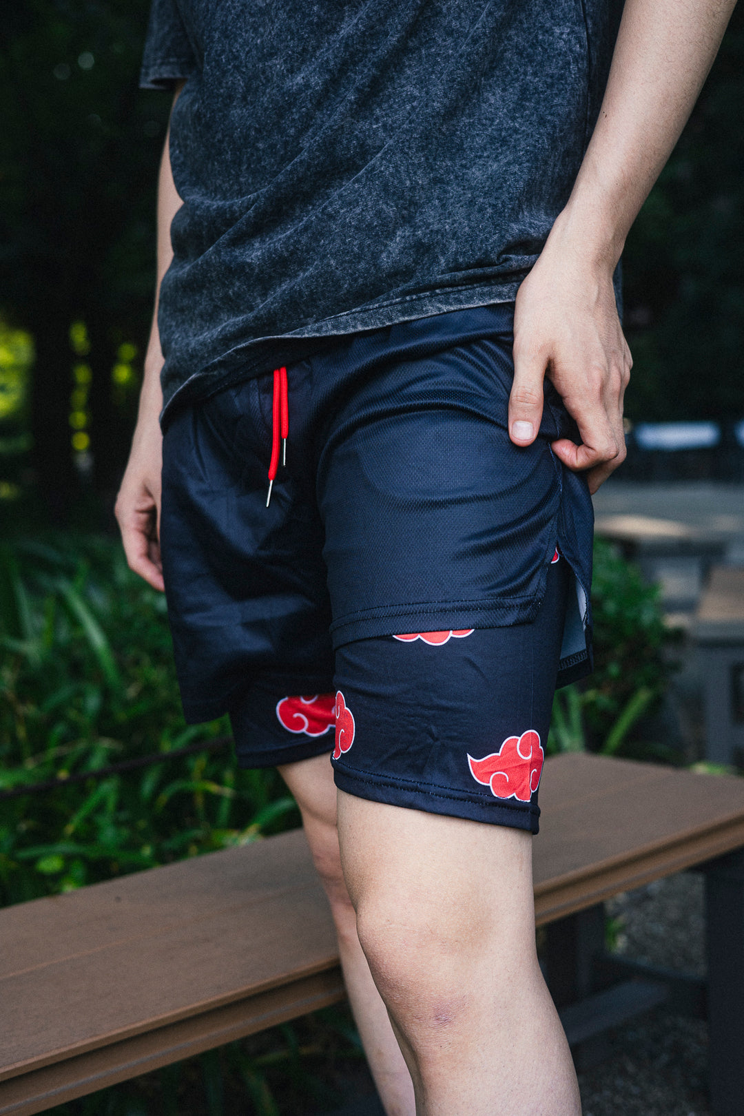 CLOUDS PERFORMANCE SHORTS