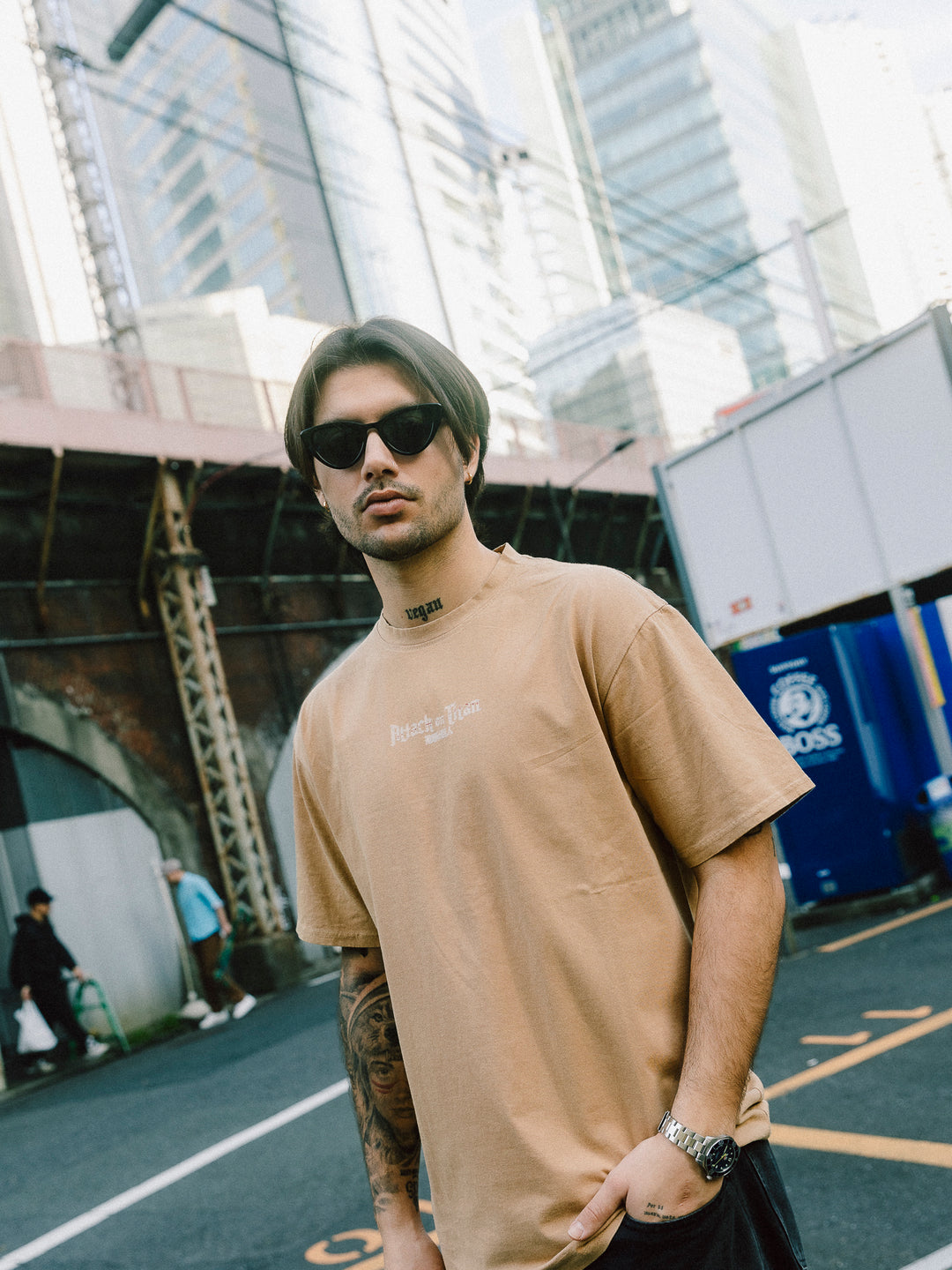 Reiner 2-Sided Vintage Tee