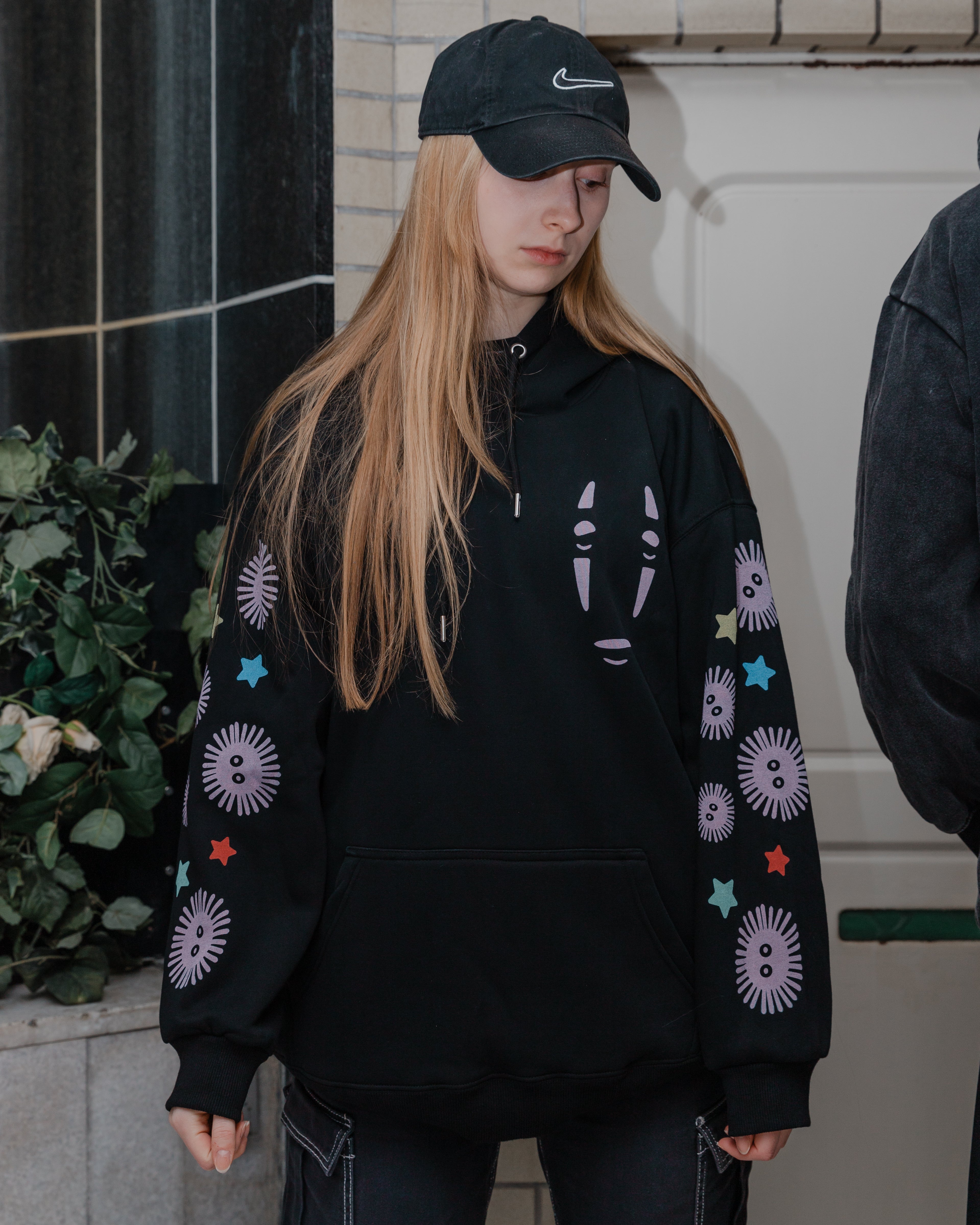 SPIRITED AWAY HOODIE – Hokuro