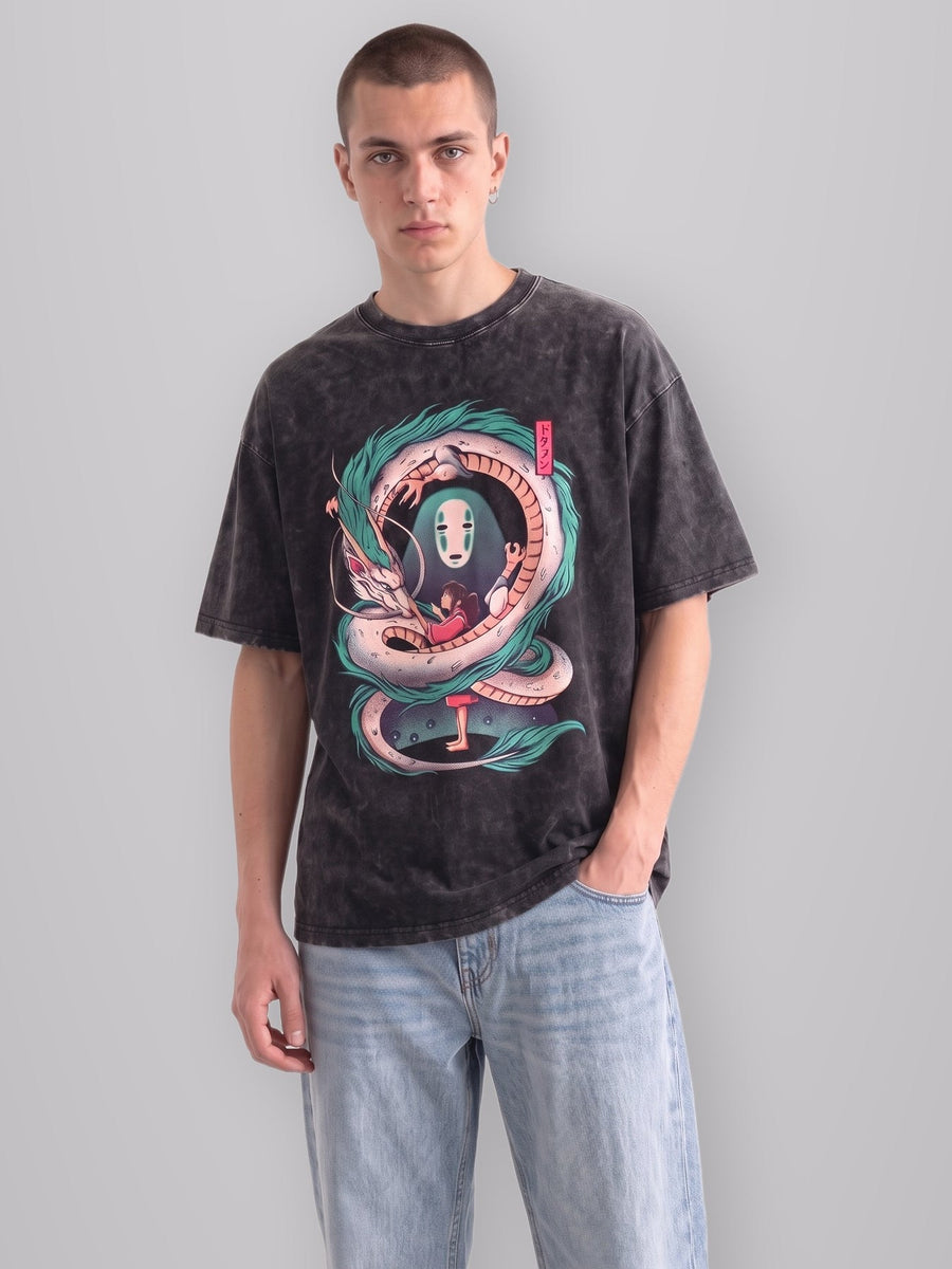 Spirit Vintage Oversize Tee worn by model