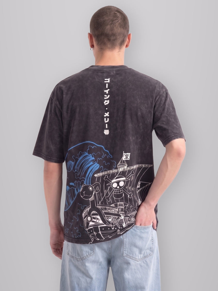 Laughing Sail 2-Sided Oversize Vintage Tee worn by model