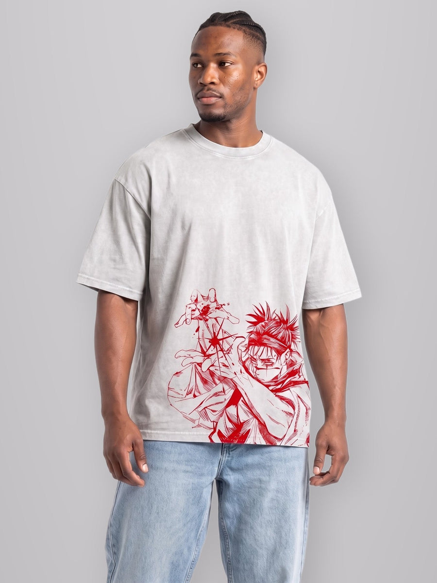 Blood Arrow 2-Sided Oversize Vintage Tee worn by model