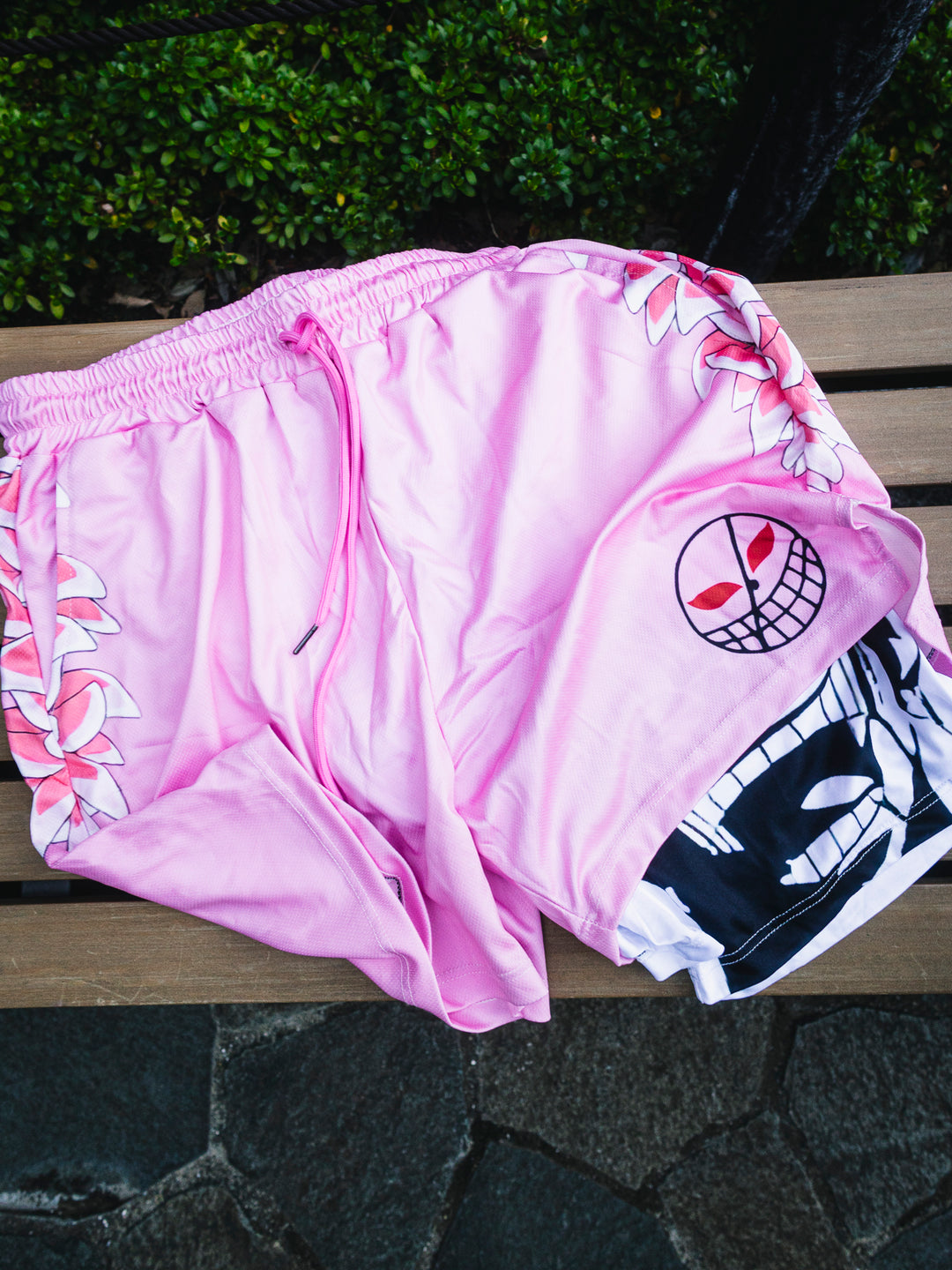 FLAMINGO PERFORMANCE SHORTS